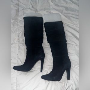 Steve Madden Black suede heeled size 6.5